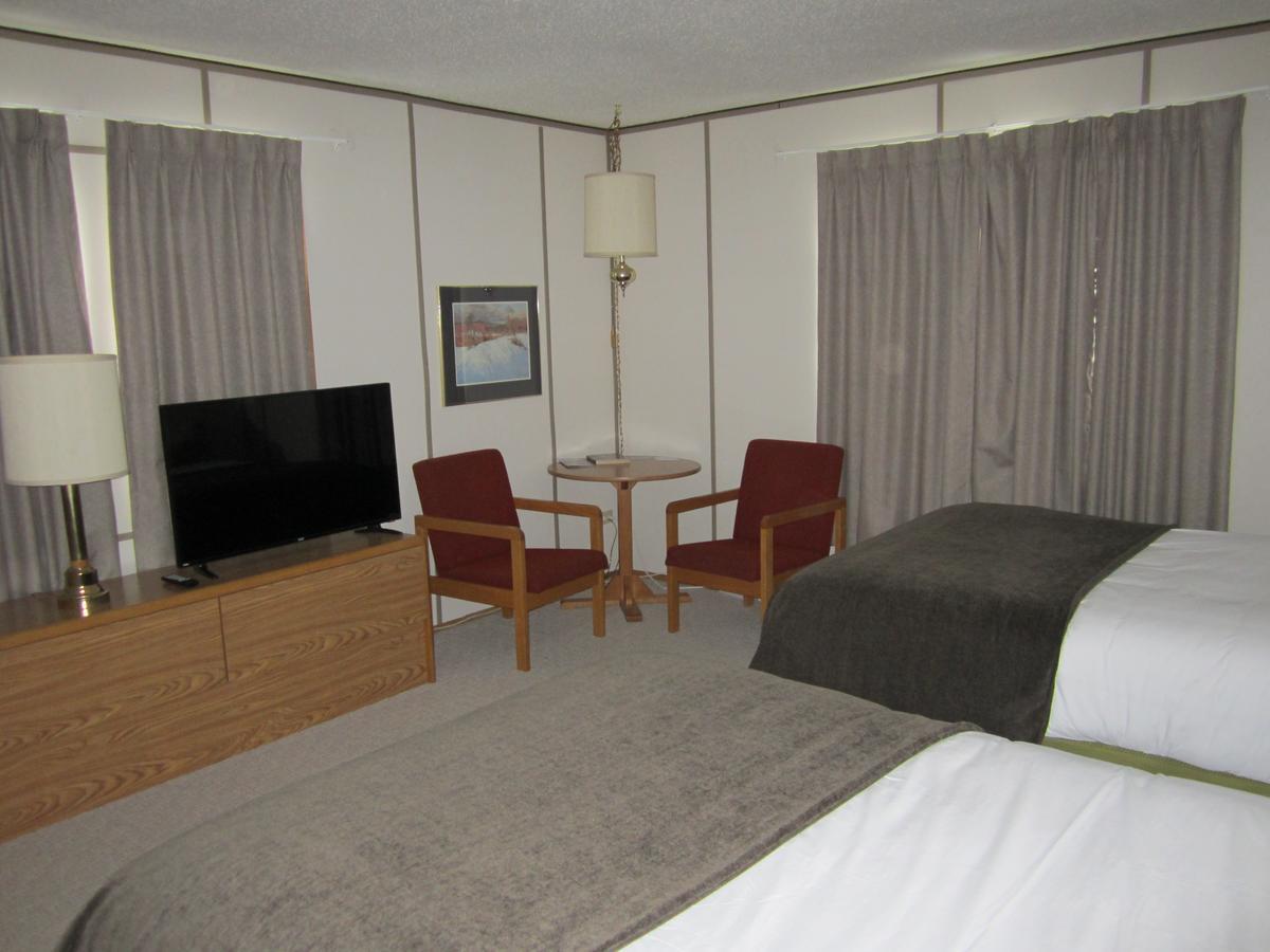 Triple J Hotel Dawson City Exterior photo