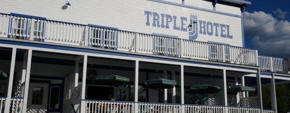 Triple J Hotel Dawson City Exterior photo